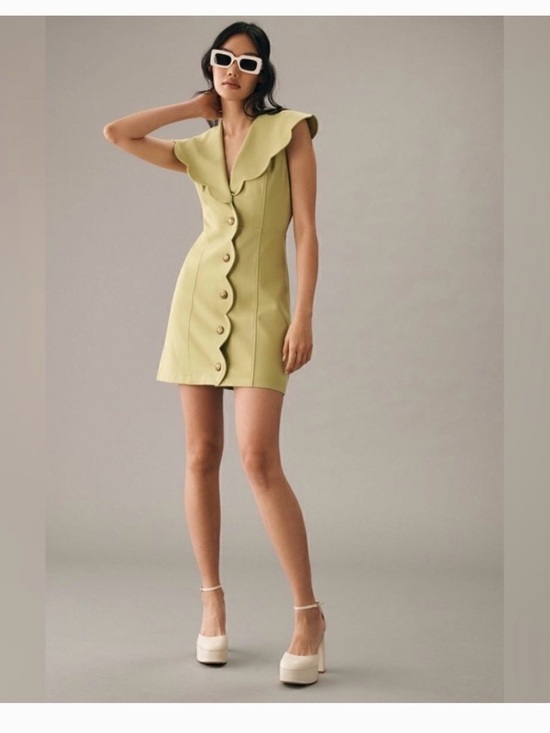 Anthropologie Dresses & Skirts - Anthropologie Maeve Scalloped Buttondown Dress (M)